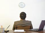 "Первое, что нужно понимать молодым специалистам на госслужбе, - это то, что результат там никому не нужен, все работают ради работы. Задача - это отработать количество часов", - рассказывает специалист по пиару нескольких федеральных служб "Первое, что нужно понимать молодым специалистам на госслужбе, - это то, что результат там никому не нужен, все работают ради работы. Задача - это отработать количество часов", - рассказывает специалист по пиару нескольких федеральных служб