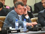 Кадыров выступил против зарубежных "гастролей" Лужкова и Сердюкова. Пресс-службе пришлось пояснить Кадыров выступил против зарубежных "гастролей" Лужкова и Сердюкова. Пресс-службе пришлось пояснить