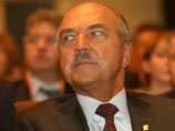 Мандат Пехтина перешел к Елене Вторыгиной, променявшей эсеров на "импонирующего" ей Путина Мандат Пехтина перешел к Елене Вторыгиной, променявшей эсеров на "импонирующего" ей Путина