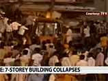 В Индии обрушилось семиэтажное здание: число погибших приближается к десяти, еще десятки под завалами