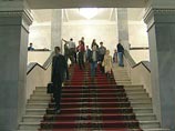 Полтора члена семьи на депутата навели на подозрения о фиктивных разводах в Госдуме Полтора члена семьи на депутата навели на подозрения о фиктивных разводах в Госдуме