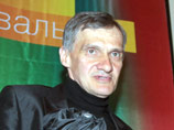 Кинодраматург Юрий Арабов "поблагодарил" за "Нику" так, что его вырезали из телетрансляции (ВИДЕО) Кинодраматург Юрий Арабов "поблагодарил" за "Нику" так, что его вырезали из телетрансляции (ВИДЕО)