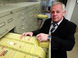 Прокурор Курт Шримм отметил, что считает дело против надзирателей перспективным, даже несмотря на то, что из-за недостатка свидетелей вину подозреваемых доказать будет сложно Прокурор Курт Шримм отметил, что считает дело против надзирателей перспективным, даже несмотря на то, что из-за недостатка свидетелей вину подозреваемых доказать будет сложно