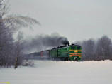 В Хабаровском крае снежная лавина сбила с рельсов тепловоз пассажирского поезда