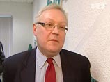 Против ожиданий, авторы "списка Магнитского" из числа законодателей США, в список не вошли. По крайней мере в его открытую часть. Замминистра иностранных дел Сергей Рябков сообщил журналистам, что у российского варианта, как и в США, есть закрытая часть Против ожиданий, авторы "списка Магнитского" из числа законодателей США, в список не вошли. По крайней мере в его открытую часть. Замминистра иностранных дел Сергей Рябков сообщил журналистам, что у российского варианта, как и в США, есть закрытая часть