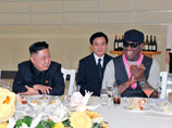 Американский баскетболист Деннис Родман, встречавшийся в начале марта с северокорейским лидером Ким Чен Ыном, летом снова посетит КНДР