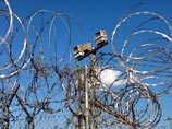 На протяжении нескольких лет представители организации общались с узниками Гуантанамо, ездили по Ираку, Афганистану и другим секретным тюрьмам ЦРУ, где беседовали с теми, кто подвергся противозаконному отношению со стороны американских силовиков На протяжении нескольких лет представители организации общались с узниками Гуантанамо, ездили по Ираку, Афганистану и другим секретным тюрьмам ЦРУ, где беседовали с теми, кто подвергся противозаконному отношению со стороны американских силовиков