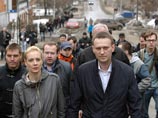 Навальный объяснил, почему в тюрьме ему будет лучше, чем Ходорковскому, и недобрым словом помянул  "жирных" французов