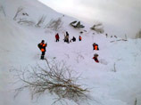 Лыжников накрыло лавиной в Хабаровском крае: найдены тела троих, еще одного ищут