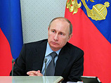Путин говорил на совещании о том, что кризис в мировой экономике "приобретает все более опасные формы", однако "у российской экономики достаточный запас прочности"