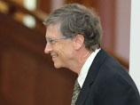 Билл Гейтс, дружелюбно улыбающийся главе Республики Корея, допустил, что свободная рука во время рукопожатия оказалась в кармане, возмущены корейские интернет-пользователи
