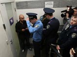 Журналисты украинского независимого телеканала ТВi жалуются на рейдерский захват Журналисты украинского независимого телеканала ТВi жалуются на рейдерский захват