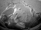 Марсоход NASA нарисовал на Красной планете гигантский фаллос (ФОТО)