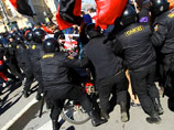 В Петербурге Первомай омрачился массовыми задержаниями анархистов на Дворцовой площади