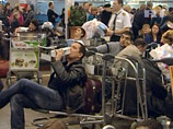 Около 50 российских туристов с раннего утра 1 мая не могли вылететь из аэропорта "Домодедово" на отдых в Турцию