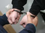 Массовая драка с битами и пистолетами в Барнауле: задержаны более 20 человек, ранен полицейский Массовая драка с битами и пистолетами в Барнауле: задержаны более 20 человек, ранен полицейский