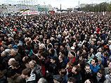 Митинг, посвященный годовщине акции протеста на Болотной площади, прошедший накануне в Москве, во вторник получил отзывы в Сети
