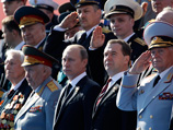 Медведев отметил 9 мая в Instagram'е фотографиями дедов, а Путин придумал три тоста Медведев отметил 9 мая в Instagram'е фотографиями дедов, а Путин придумал три тоста