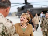 В этой поездке Меркель сопровождал министр обороны ФРГ Томас де Мезьер. Сначала они посетили командный штаб в Мазари-Шарифе (столица северной провинции Балх), после чего переместились на вертолете на базу Бундесвера в Кундузе