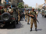 Первый теракт дня выборов: два взрыва в Карачи, минимум 10 погибших
