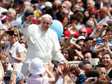 Папа Римский Франциск провел сегодня свою первую церемонию канонизации, провозгласив рекордное количество католических святых