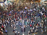 Израильский премьер после шумихи в прессе отказался от роскошной кровати в самолете Израильский премьер после шумихи в прессе отказался от роскошной кровати в самолете