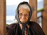 Старость в радость: самые довольные жизнью пожилые люди - дамы в возрасте под 100 лет, выяснили социологи