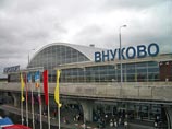 В "Шереметьево" отстранили от полетов Superjet, а во "Внуково" трапом протаранили Ту-154 В "Шереметьево" отстранили от полетов Superjet, а во "Внуково" трапом протаранили Ту-154