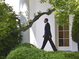 Всего за неделю политическая машина Барака Обамы перешла на "режим выживания", и, возможно, впервые за все время его президентства ущерб может стать непоправимым, пишет The Blaze
