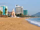 Туристы из России устроили драку и поножовщину на вьетнамском курорте: выпивали на берегу моря

