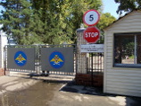 В Хабаровске на военный аэродром приземлился воздушный шар В Хабаровске на военный аэродром приземлился воздушный шар