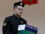 Суд по делу "Кировлеса" согласился заслушать добытые с нарушениями записи Навального "18+"