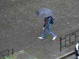 В Москву пришли ливень, гроза и штормовое предупреждение. Но тепло скоро вернется В Москву пришли ливень, гроза и штормовое предупреждение. Но тепло скоро вернется
