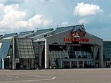 Устинова остановили в аэропорту Вильнюса. Согласно запросу, полученному литовской стороной из США, россиянин обвиняется в незаконной торговле оружием. Он был объявлен в розыск в штате Делавэр