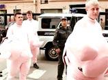 В Петербурге "Хрюши против" подрались с продавцами В Петербурге "Хрюши против" подрались с продавцами