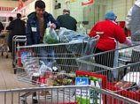 Российские потребители стали реже ходить в магазин, зато покупают каждый раз больше товаров. Среднестатистическая российская семья ежегодно тратит на товары повседневного спроса 108 800 рублей