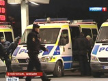 После пятой ночи беспорядков в пригородах шведской столицы Стокгольме полиция решила вызвать подкрепление из других районов