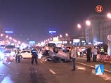 Представший перед судом под псевдонимом Алексей Васнецов мужчина заявил, что ехал в попутном направлении по Кутузовскому проспекту перед Mercedes Gelandewagen иеромонаха и автомобилем Skoda, когда Илия влетел на огороженный участок в районе дома N32 Представший перед судом под псевдонимом Алексей Васнецов мужчина заявил, что ехал в попутном направлении по Кутузовскому проспекту перед Mercedes Gelandewagen иеромонаха и автомобилем Skoda, когда Илия влетел на огороженный участок в районе дома N32