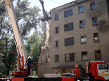 В городе Новочеркасске Ростовской области в одном из общежитий произошло обрушение угла здания со второго по пятый этажи