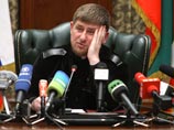 Автор сюжета про флаг и чеченок поспорил с Кадыровым и описал "восхитительное" - портреты Путина
