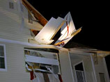 Американская семья проснулась от того, что в квартире, проломив крышу, приземлился самолет