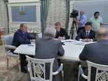 Несмотря на выявленные грубые нарушения во время сдачи ЕГЭ в этом году, обсуждать эту тему в период проведения школьных экзаменов неправильно, объявил президент России Владимир Путин Несмотря на выявленные грубые нарушения во время сдачи ЕГЭ в этом году, обсуждать эту тему в период проведения школьных экзаменов неправильно, объявил президент России Владимир Путин