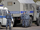 После антитеррористического обыска в молельной комнате столичная полиция задержала 300 мусульман После антитеррористического обыска в молельной комнате столичная полиция задержала 300 мусульман