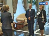 С Общественного телевидения увольняются ведущие: им не дали в эфире показать фото Путина