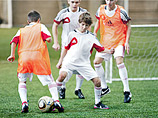 Проект Ajax Camps широко известен в Голландии и существует под руководством знаменитого амстердамского клуба, в частности, под патронажем его детской академии "Де Тукомст"