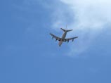 Самолет с 144 пассажирами на борту совершил вынужденную посадку в Калькутте Самолет с 144 пассажирами на борту совершил вынужденную посадку в Калькутте