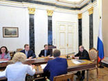 Путин снова потребовал от правительства оживления - иначе страна отстанет от соседей Путин снова потребовал от правительства оживления - иначе страна отстанет от соседей