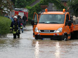 По подсчетам специалистов из рейтингового агентства Fitch, ущерб, нанесенный наводнениями, может составить до 12 миллиардов евро, из которых от 2,5 до 3 миллиардов должны будут покрыть страховые компании