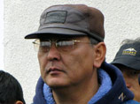 Сбежавшему из тюрьмы брату экс-президента Киргизии заочно добавили срок