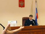 Навальный сорвал собственный допрос в Кировском суде - помогли московские следователи Навальный сорвал собственный допрос в Кировском суде - помогли московские следователи